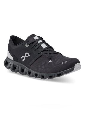On Running WOMEN'S CLOUDX Black Sneakers 8.5
